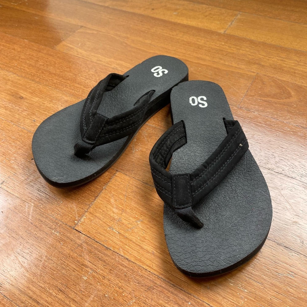 SO sandals